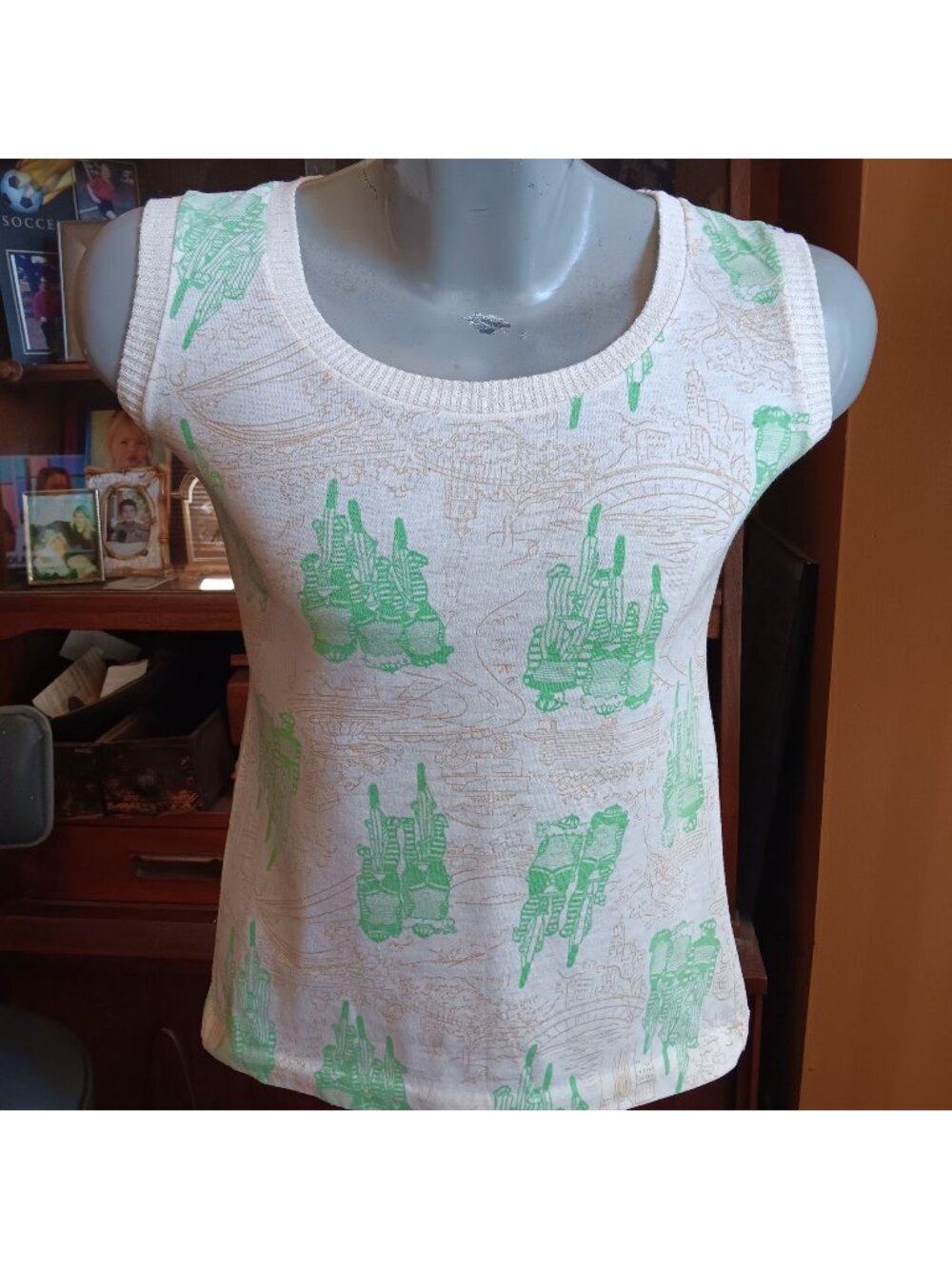 True Vintage T-shirt Small Tank Top Sleeveless Green Bicycles Single Stitch